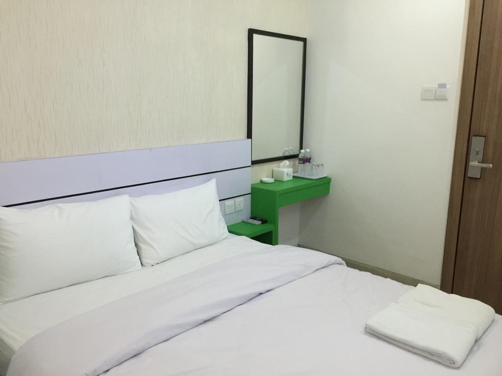 Redlink Hotel Batam Номер фото
